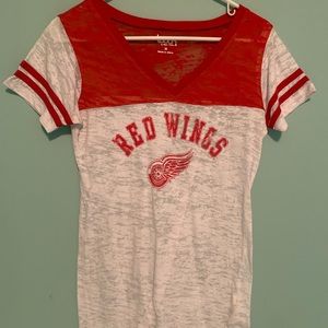 Red wings T-shirt
